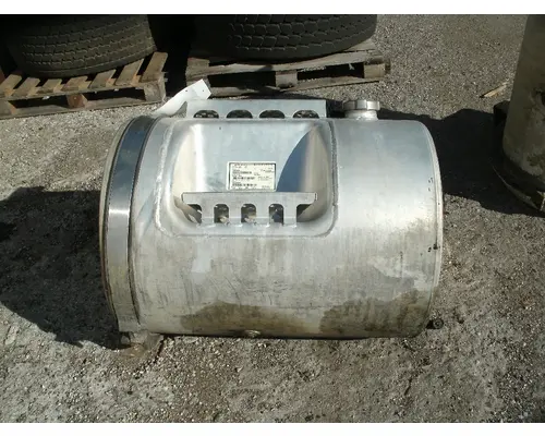 MACK RD688S Fuel Tank