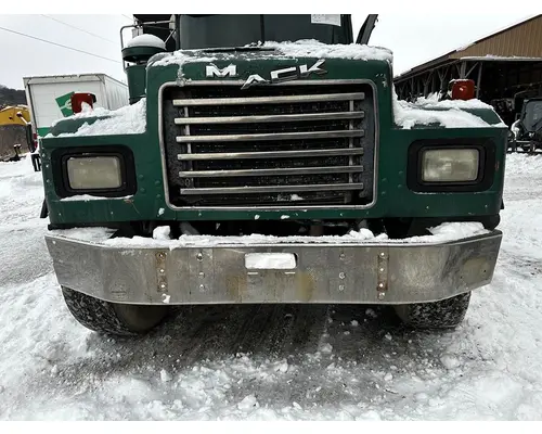 MACK RD688S Grille
