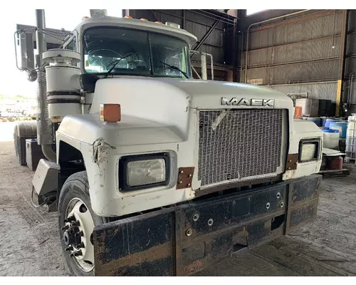 MACK RD688S Hood