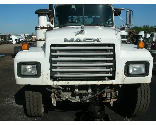 MACK RD688S Hood
