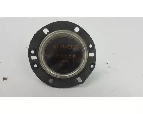 MACK RD688S Instrument Cluster