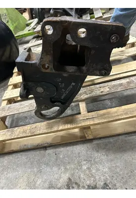 MACK RD688S Spring Hanger