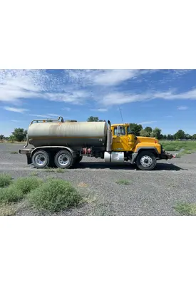 MACK RD688S VEHICLE FOR SALE
