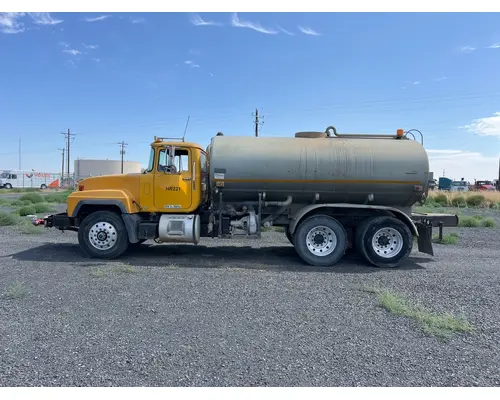 MACK RD688S VEHICLE FOR SALE
