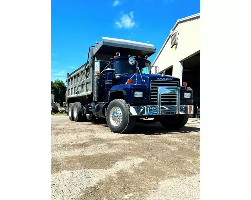 MACK RD688 COMPLETE VEHICLE