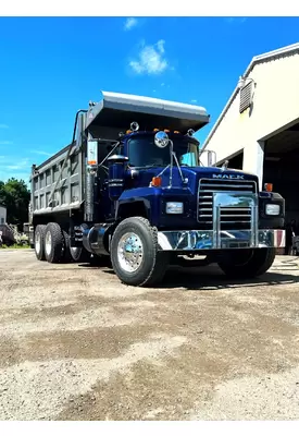 MACK RD688 COMPLETE VEHICLE