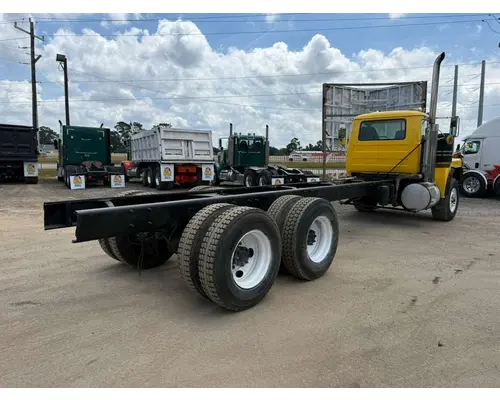MACK RD690S Complete Vehicle