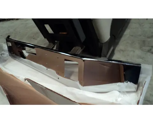 MACK RD690 BUMPER ASSEMBLY, FRONT
