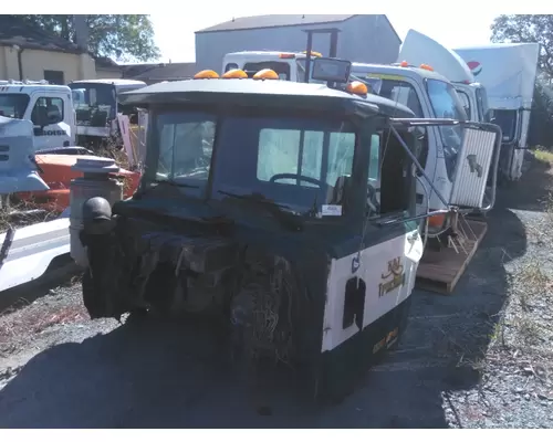 MACK RD690 CAB