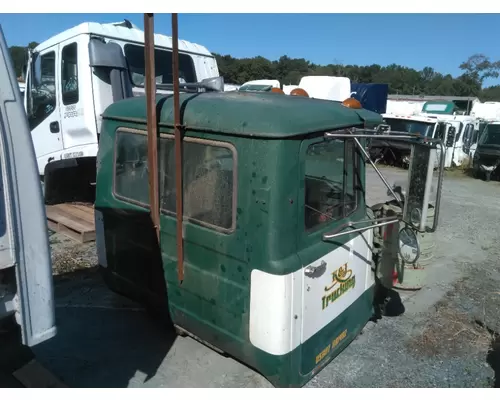 MACK RD690 CAB