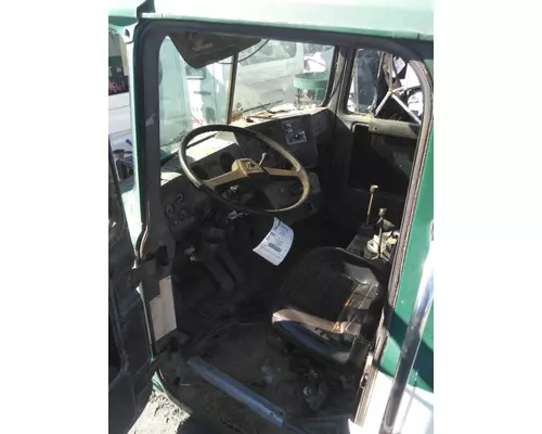 MACK RD690 CAB