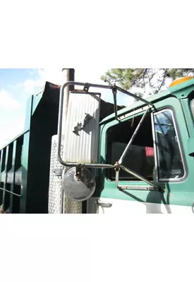 MACK RD690 MIRROR ASSEMBLY CAB/DOOR