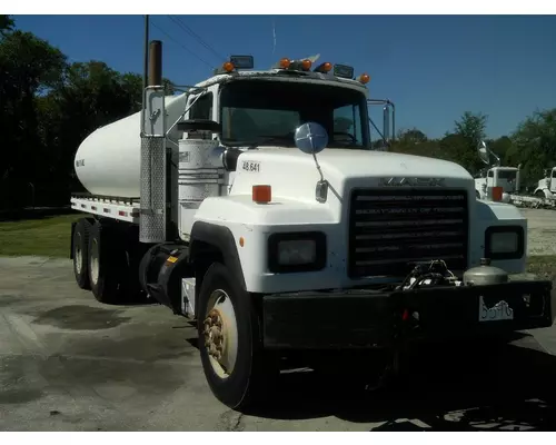MACK RD690 WHOLE TRUCK FOR RESALE