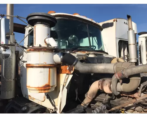 MACK RD Cab Cut