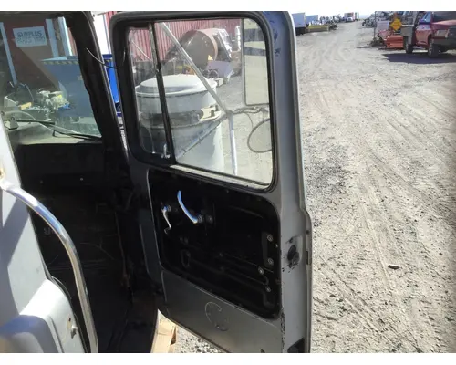 MACK RS-600 DOOR-FRONT
