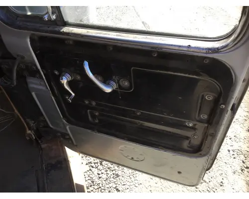 MACK RS-600 DOOR-FRONT
