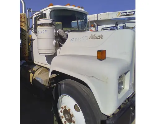 MACK RS686LST Cab Assembly
