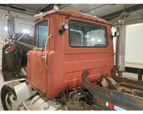 MACK RS688LS Cab Assembly