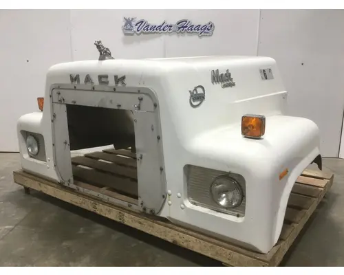 MACK RS688LS Hood