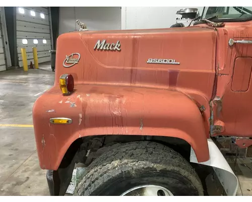 MACK RS688LS Hood