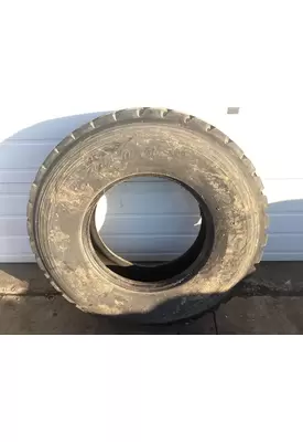 MACK RS688LS Tires