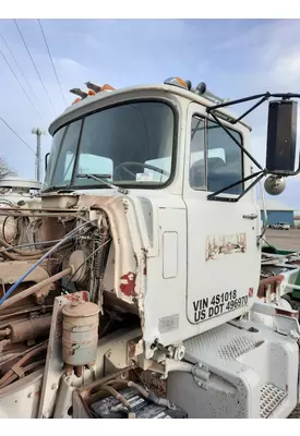 MACK RS767 CAB