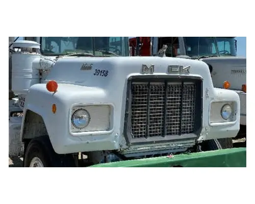 MACK RS767 HOOD