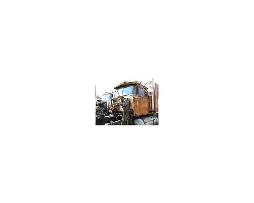 MACK SUPERLINER Cab Clip