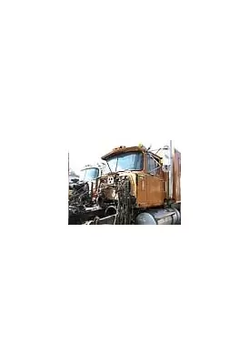 MACK SUPERLINER Cab Clip