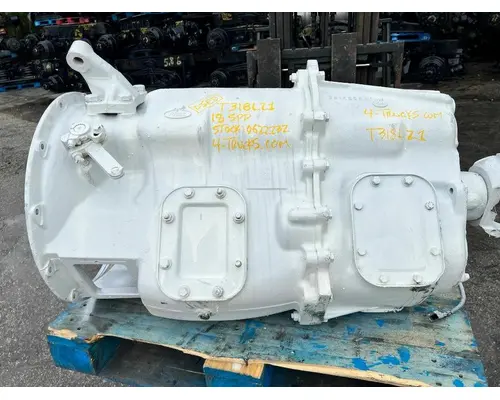 MACK T318L21 Transmission Assembly
