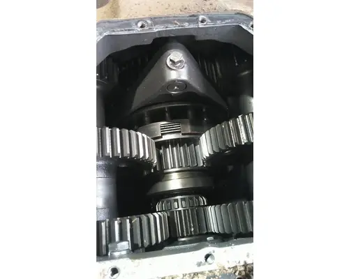 MACK T318L TRANSMISSION ASSEMBLY