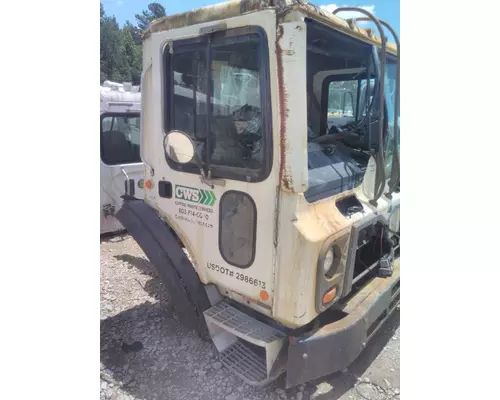 MACK TD713 CAB