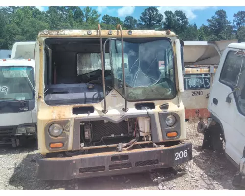 MACK TD713 CAB