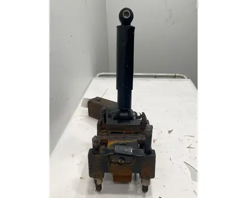 MACK Twin Y Suspension