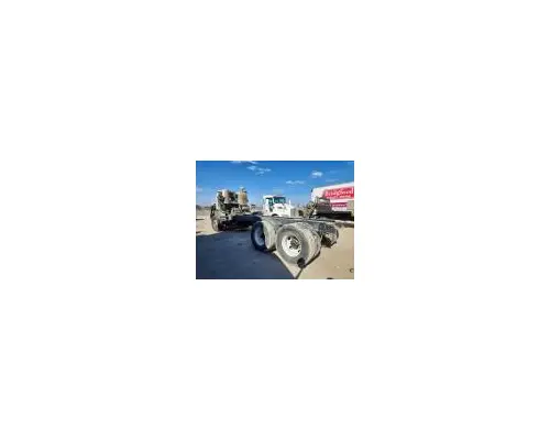 MACK U686T Complete Vehicle