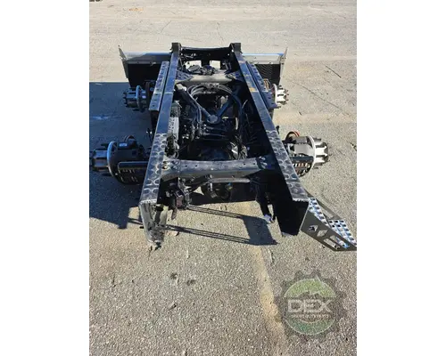 MACK VNL440 Cutoff Assembly (Housings & Suspension Only)