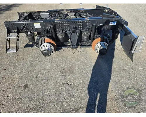 MACK VNL440 Cutoff Assembly (Housings & Suspension Only)