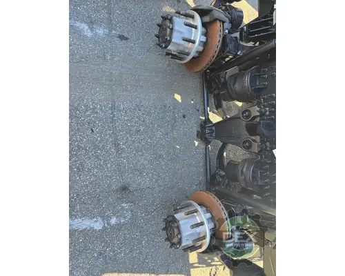 MACK VNL440 Cutoff Assembly (Housings & Suspension Only)