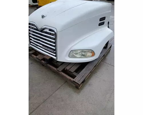 MACK Vision Hood