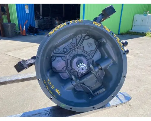 MACK X1071 Transmission Assembly