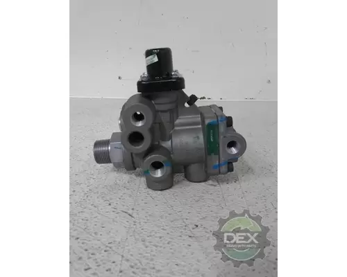MACK  5633 valves, other