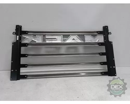 MACK  8231 radiator grille