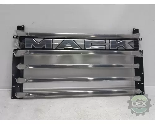 MACK  8231 radiator grille