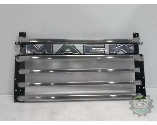 MACK  8231 radiator grille