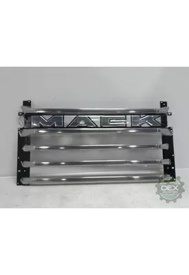 MACK  8231 radiator grille