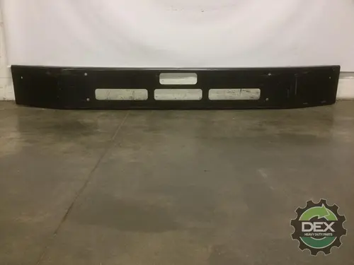 MACK 8611 bumper, front OEM# 25008137 in Advance, NC #380997