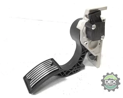 MACK  Accelerator Parts