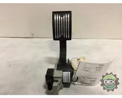 MACK  Accelerator Parts