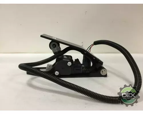 MACK  Accelerator Parts