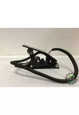 MACK  Accelerator Parts